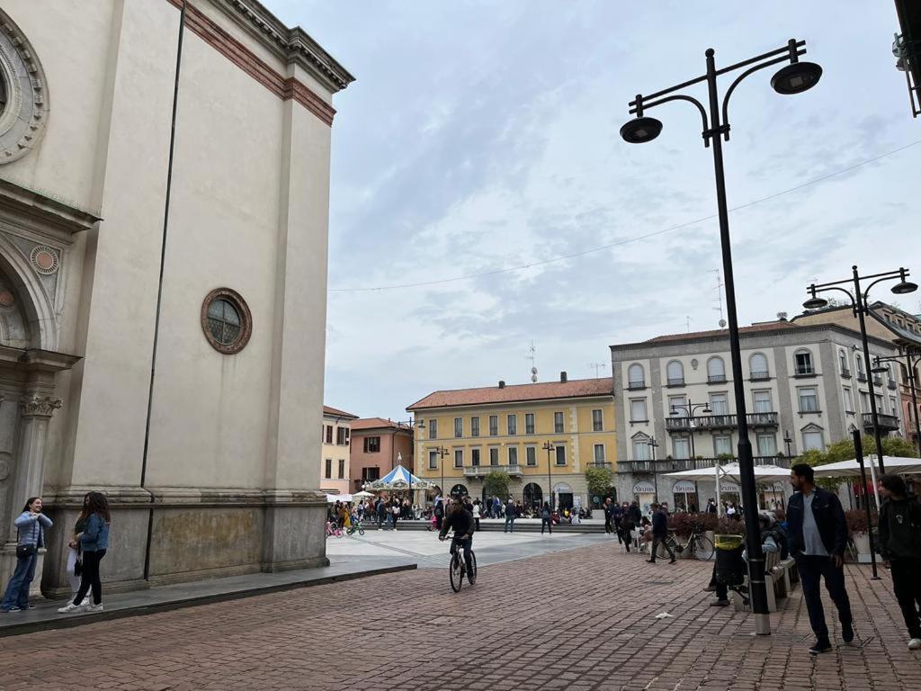 Loft Matteotti - Studio In Centro Busto Arsizio Kültér fotó